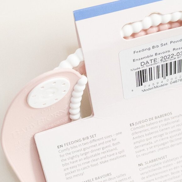 BabyBjorn Feeding Bib Set Powder Pink 4 months+ BPA-Free Dishwasher Safe NWT - Picture 4 of 6